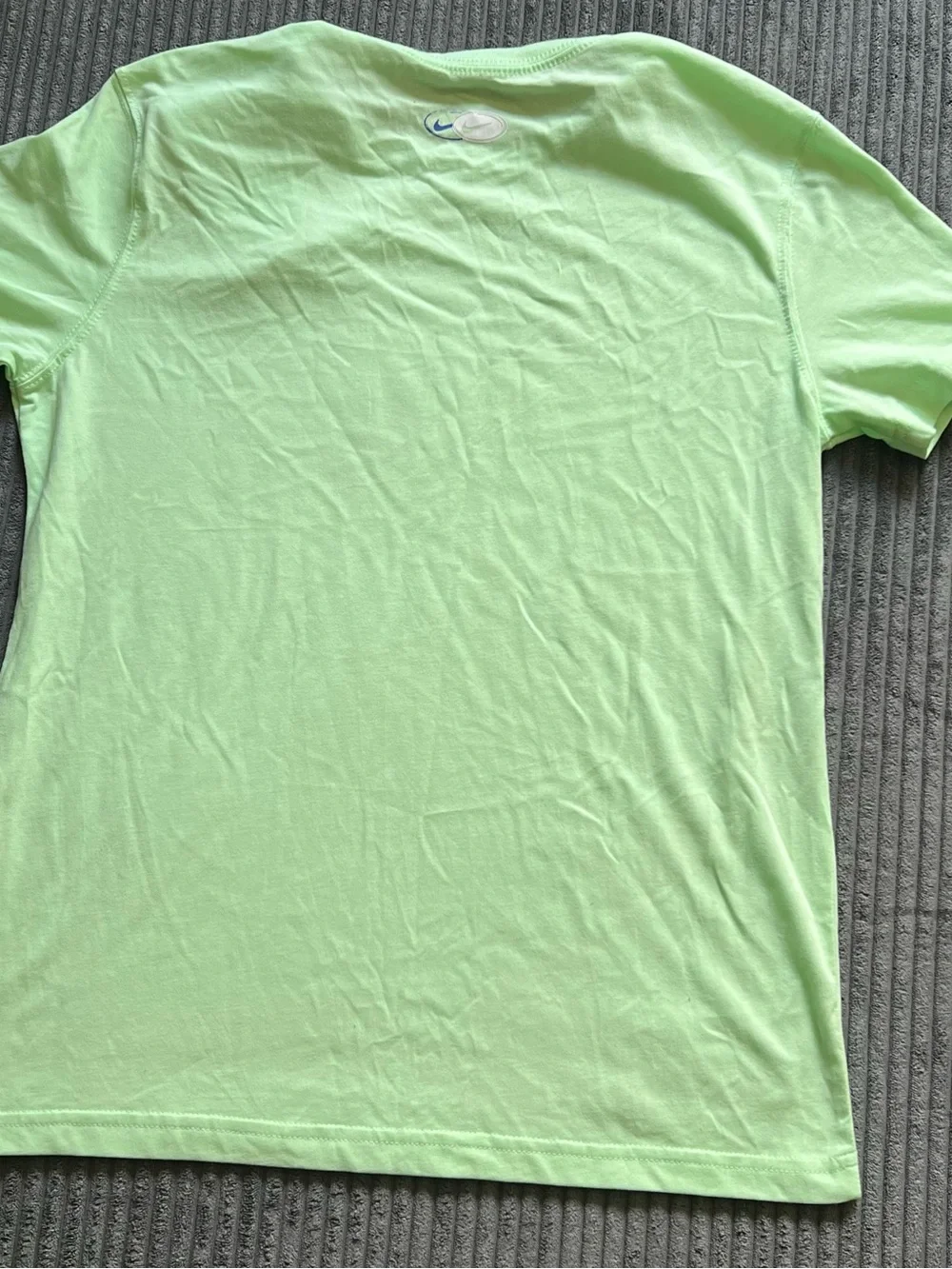 Nike Dri-FIT Future Champs Kids Youth Large Green Graphic T-Shirt NWT
